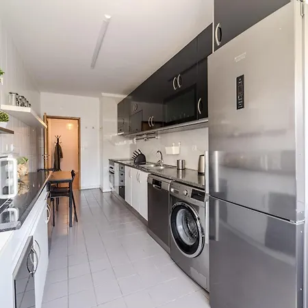 Mira Bracara By House And People בראגה